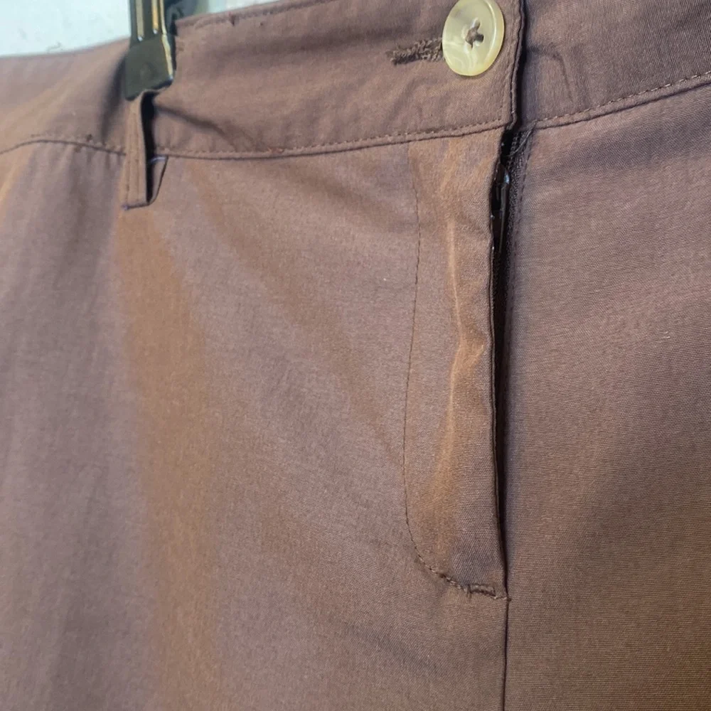 Weatherproof Garment Company Women's Brown Shorts Size 12 Excellent Condition